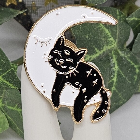 Black & Gold Cat Enamel Pin Mystical magical Cat Lovers pin Moon Child Bohemian - Picture 1 of 8